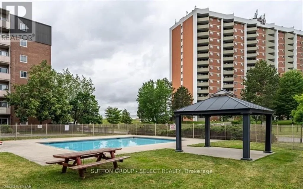 408 - 1102 JALNA BOULEVARD, #408