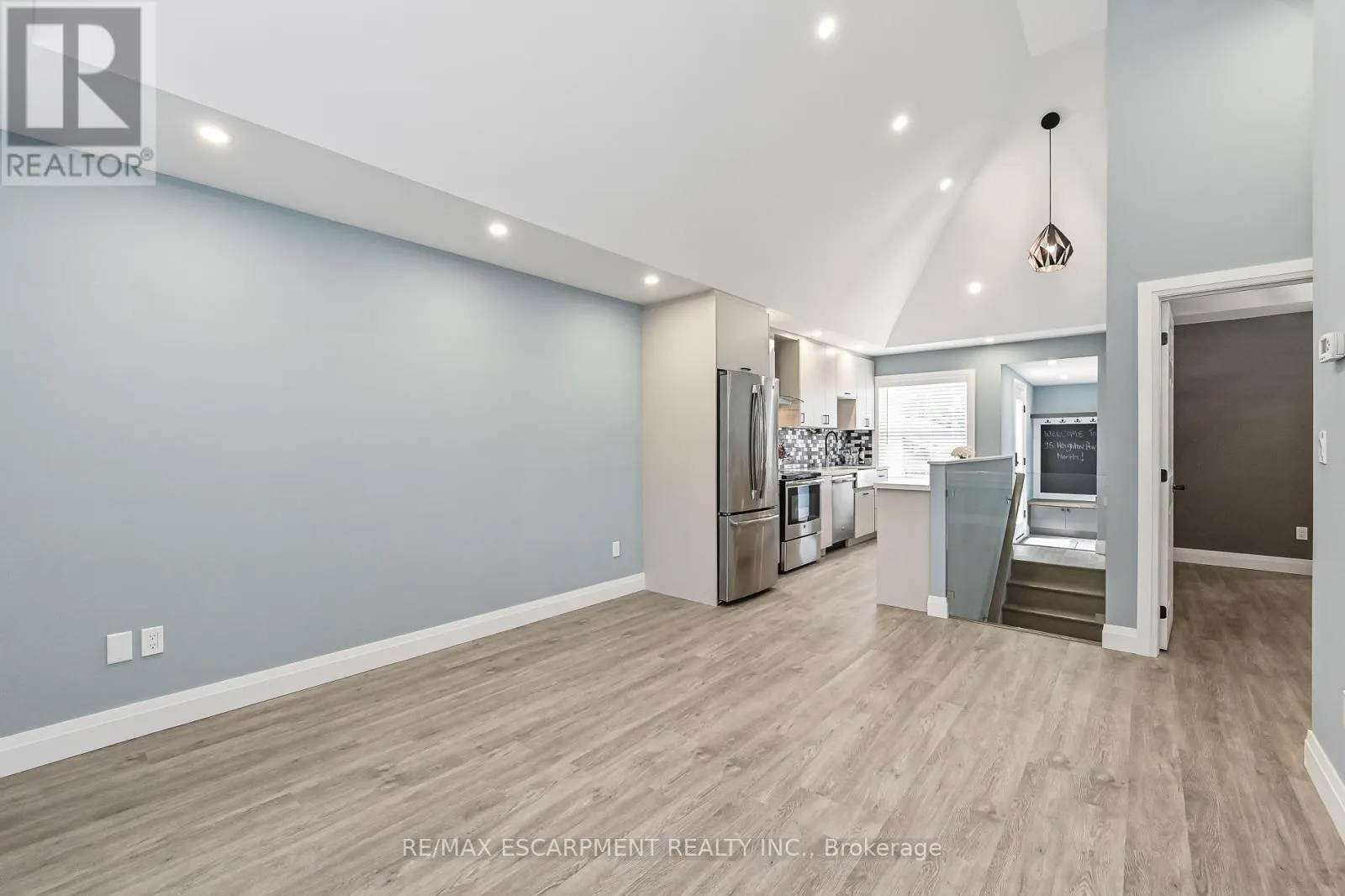 95 HOUGHTON AVENUE N