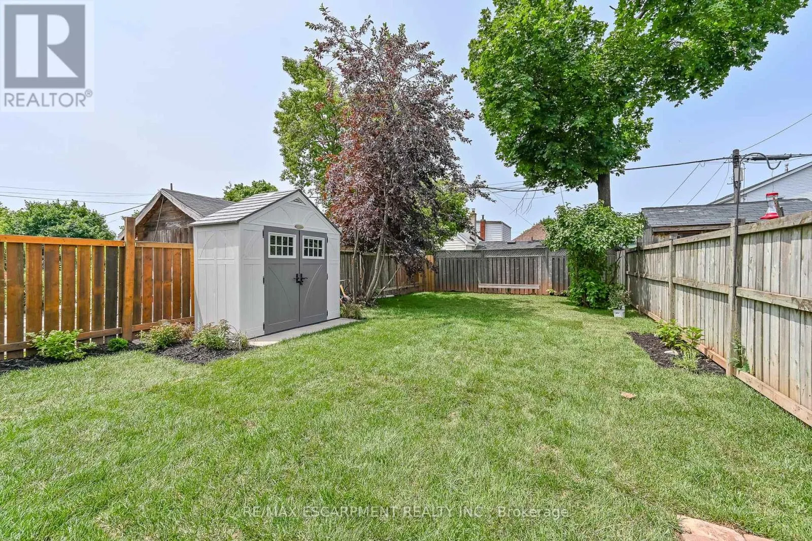 95 HOUGHTON AVENUE N