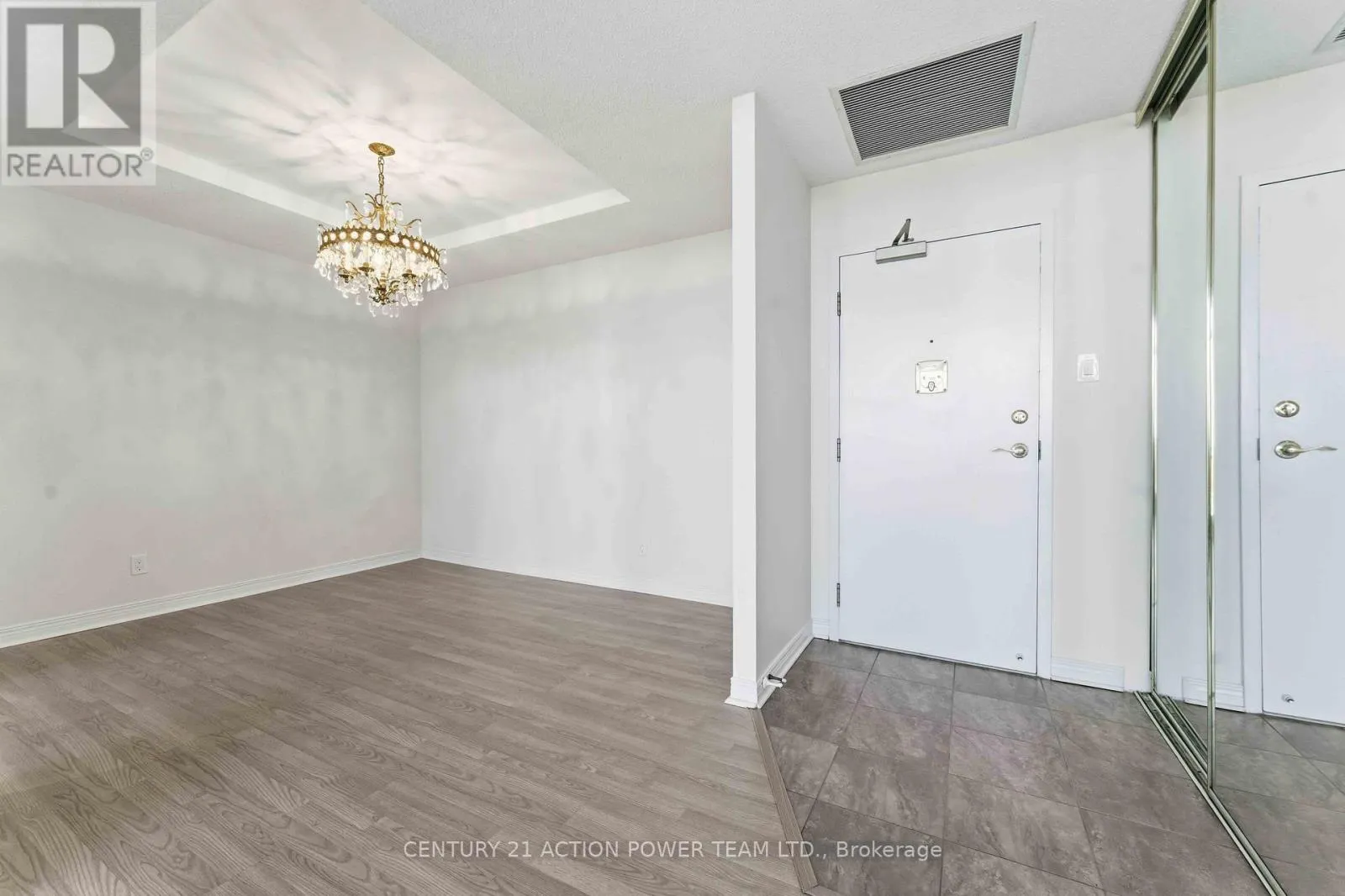 1216 - 100 GRANT CARMEN DRIVE