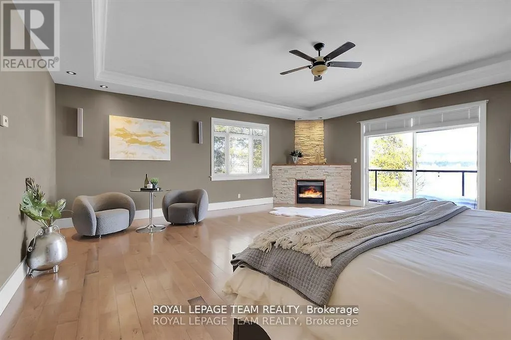 3886 ARMITAGE AVENUE