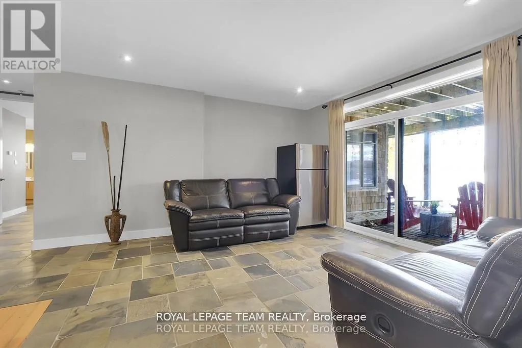 3886 ARMITAGE AVENUE