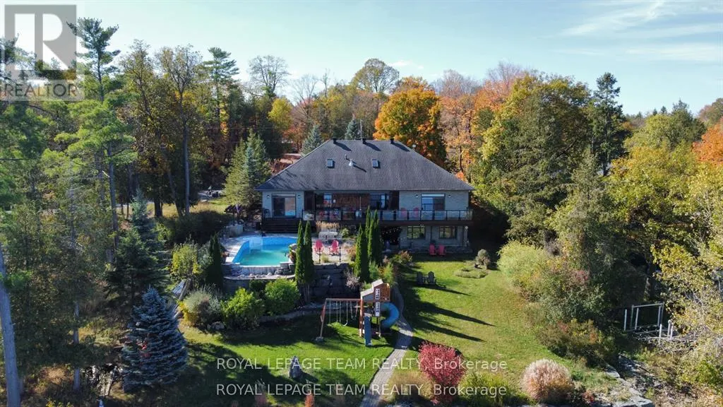 3886 ARMITAGE AVENUE