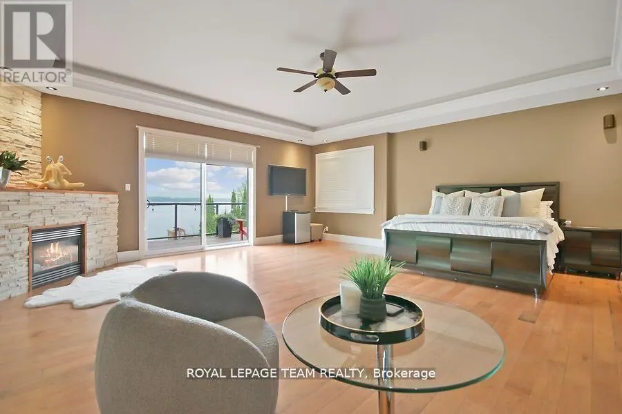 3886 ARMITAGE AVENUE