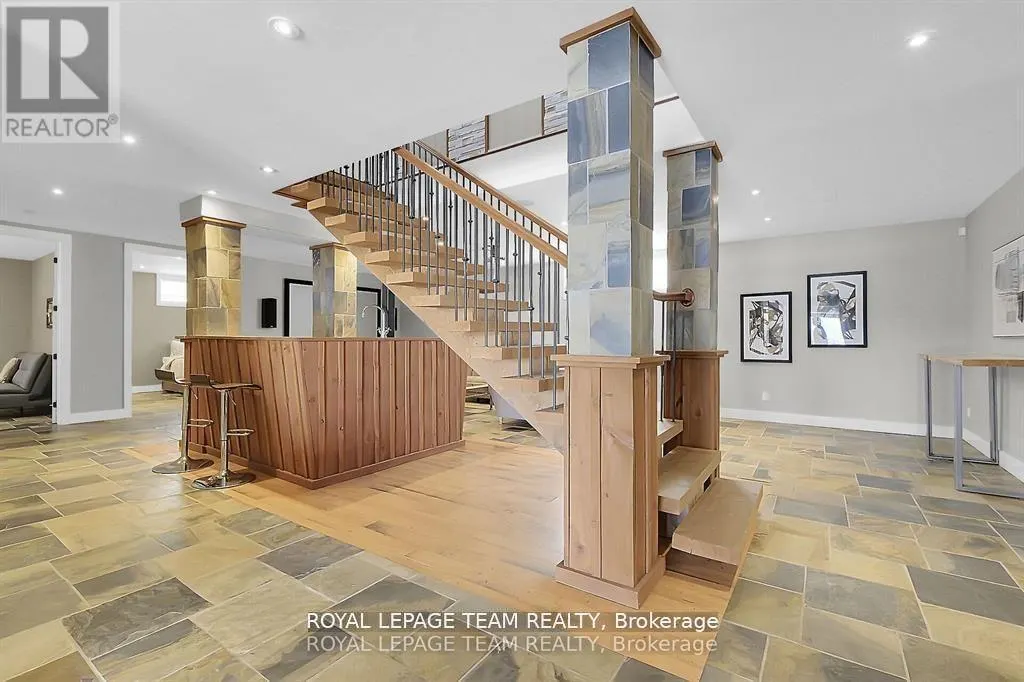 3886 ARMITAGE AVENUE