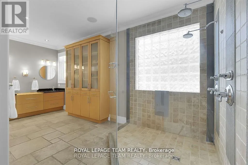 3886 ARMITAGE AVENUE