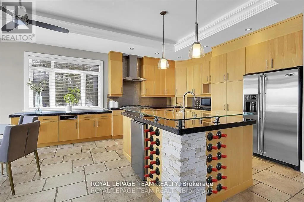 3886 ARMITAGE AVENUE