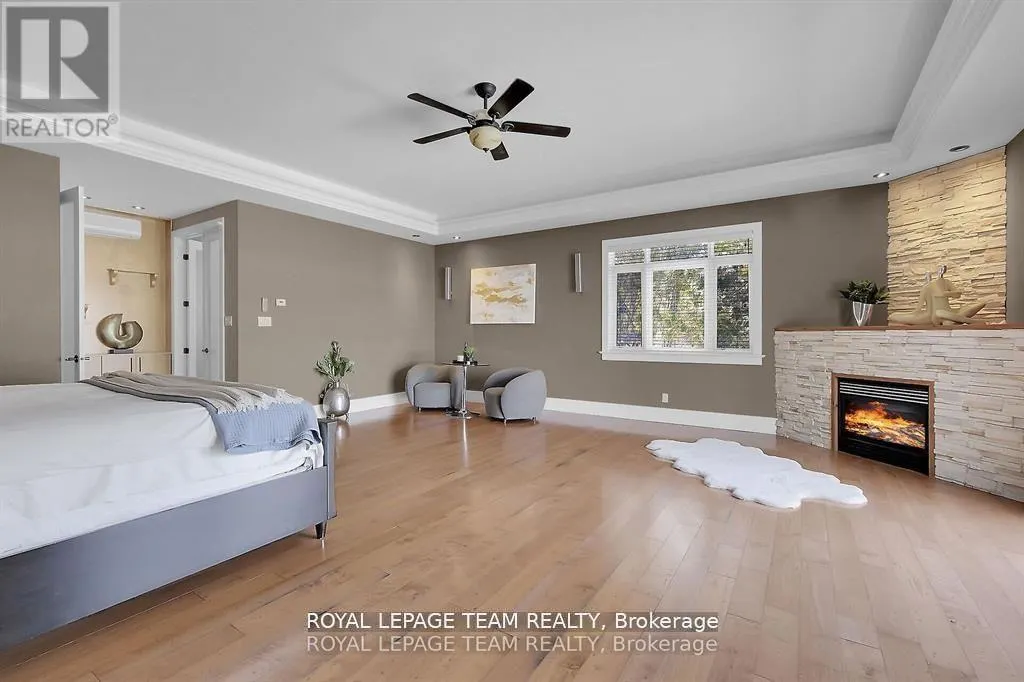 3886 ARMITAGE AVENUE