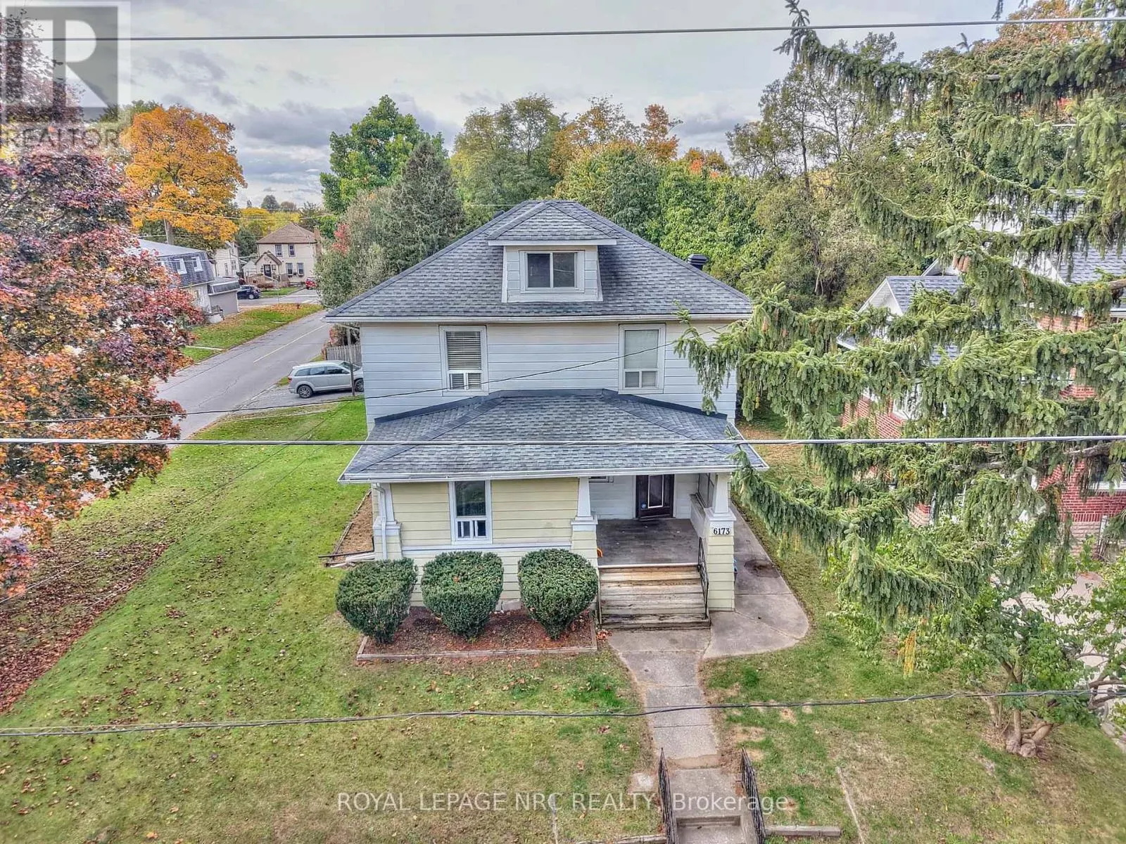 6173 PINE GROVE AVENUE