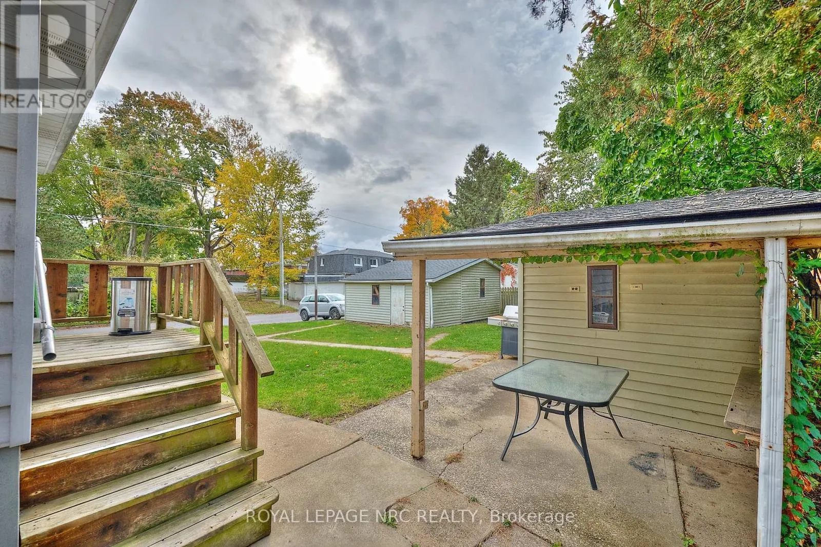 6173 PINE GROVE AVENUE