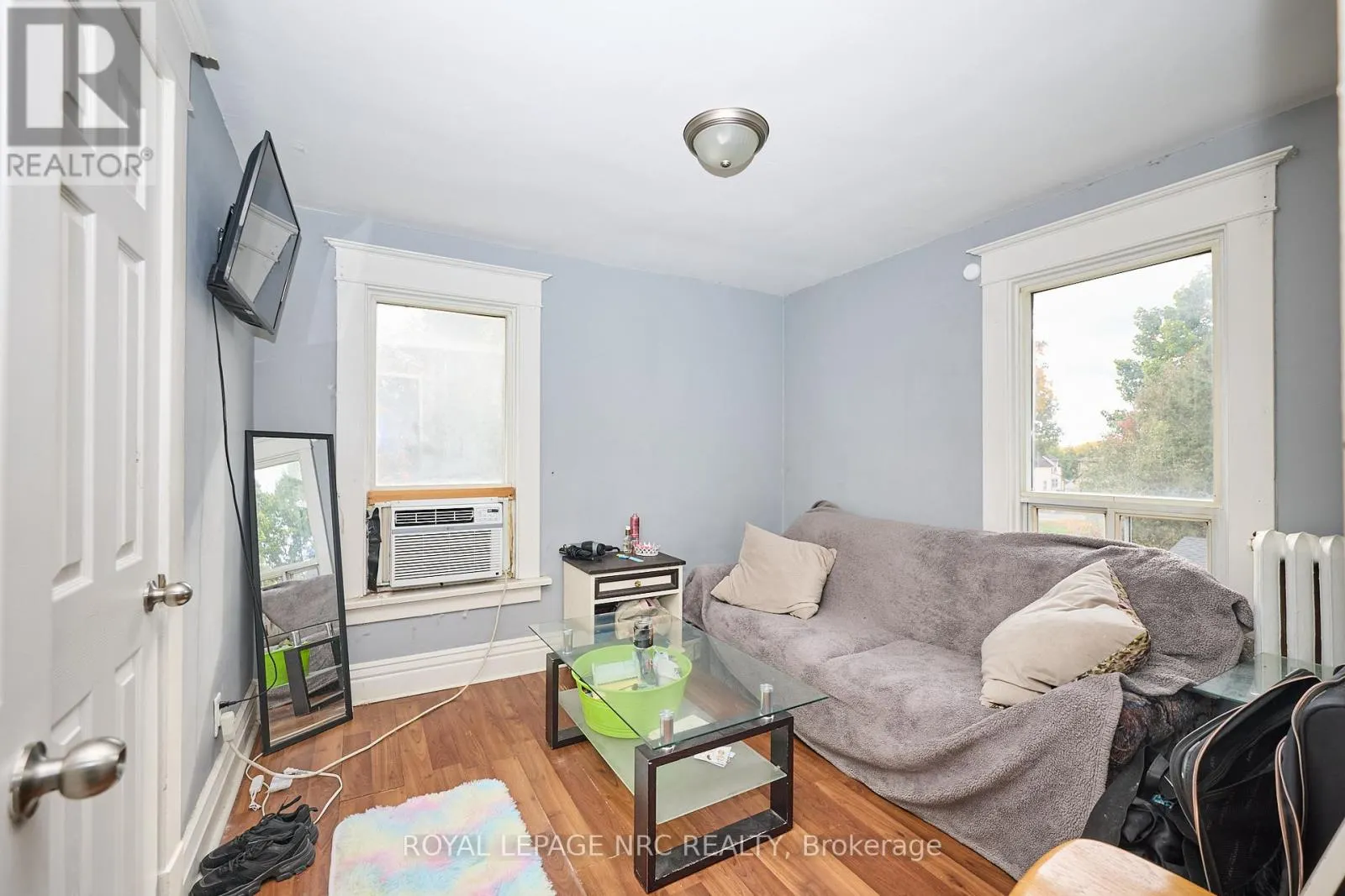 6173 PINE GROVE AVENUE