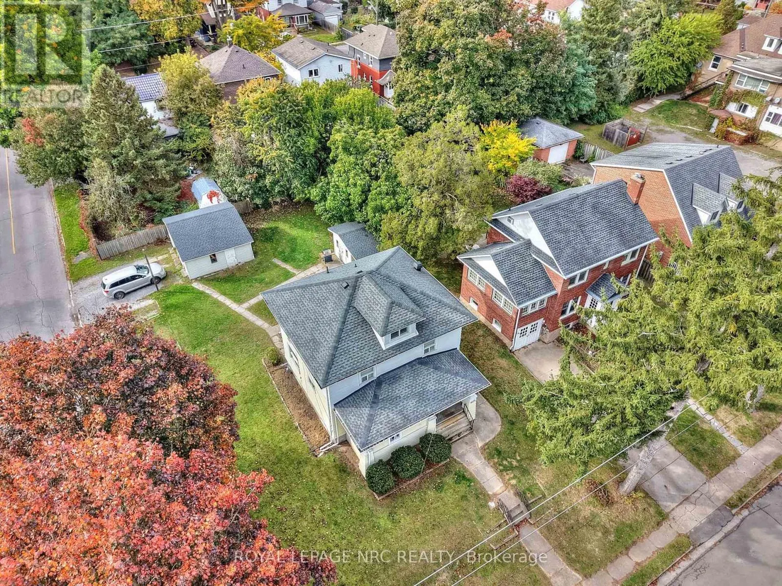 6173 PINE GROVE AVENUE