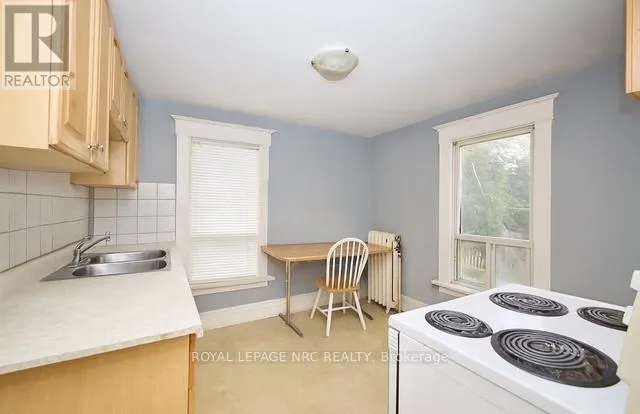 6173 PINE GROVE AVENUE