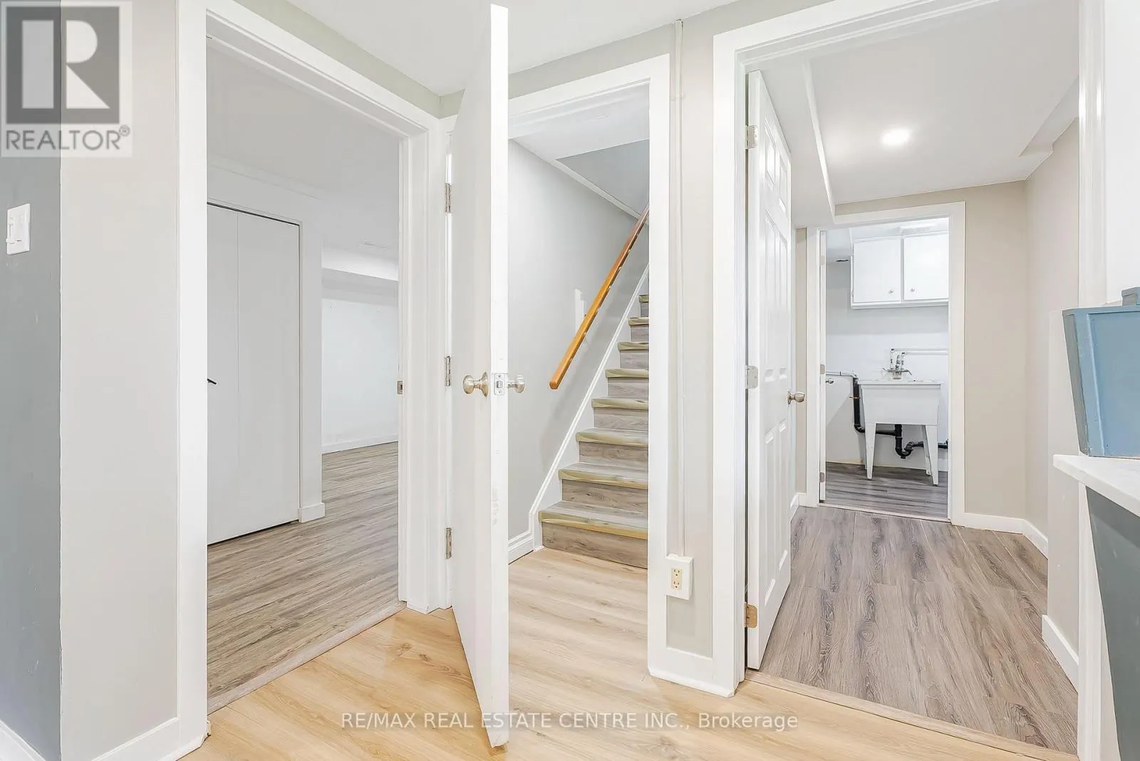 95 RIPPLEWOOD CRESCENT