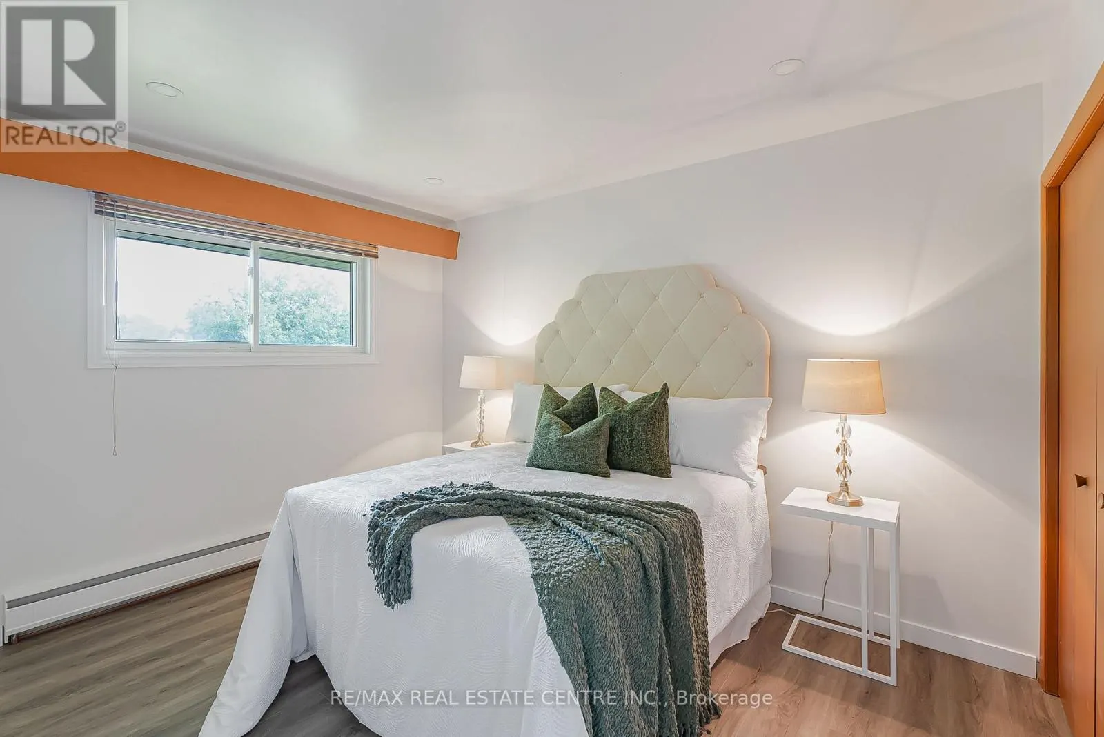 95 RIPPLEWOOD CRESCENT