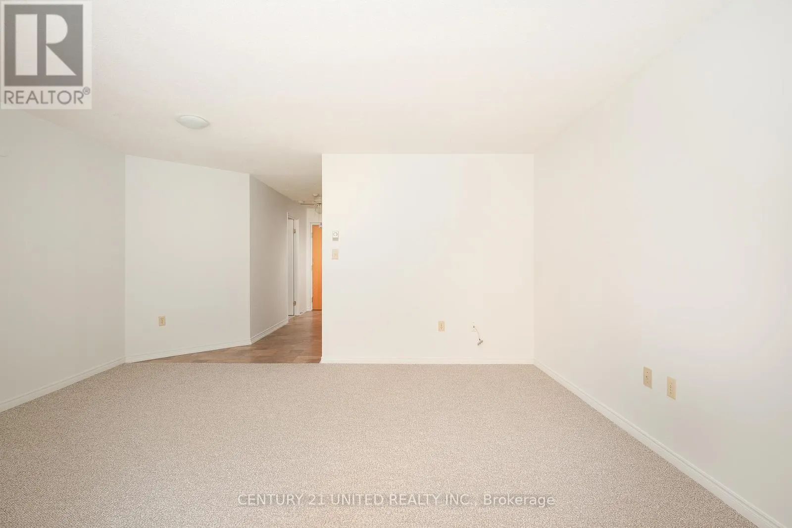 222 - 921 ARMOUR ROAD, #222