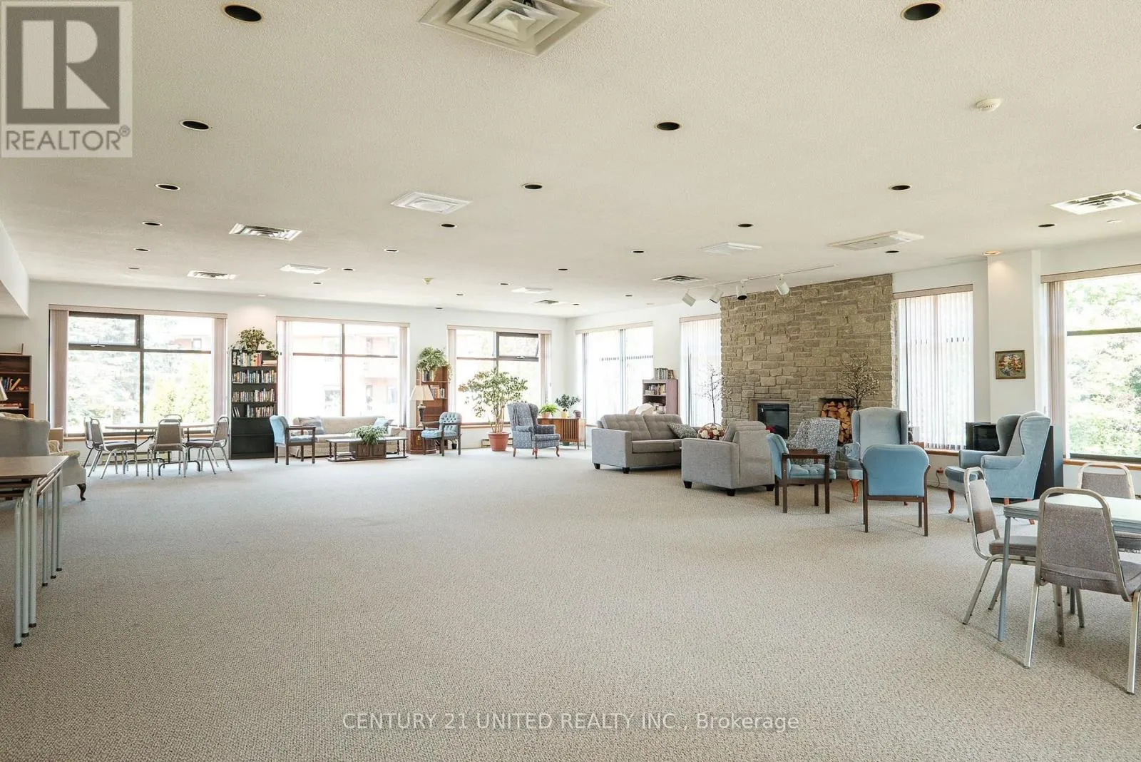 222 - 921 ARMOUR ROAD, #222