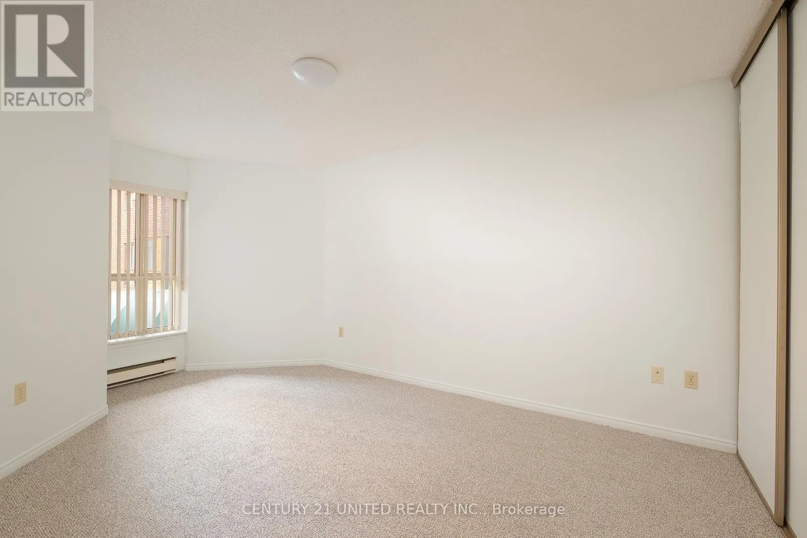 222 - 921 ARMOUR ROAD, #222