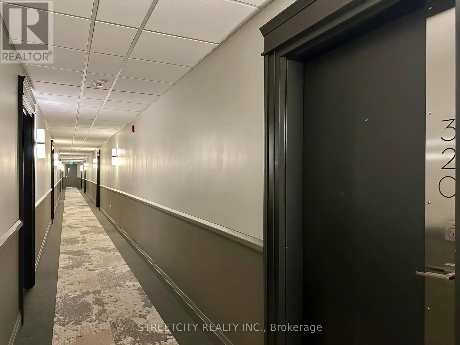 320 - 1 JACKSWAY CRESCENT N, #320