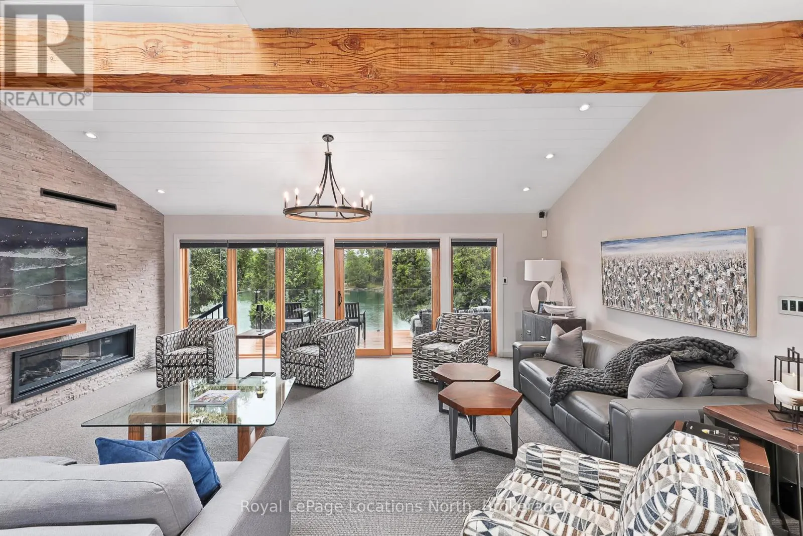 10 - 116 HIDDEN LAKE ROAD, #10