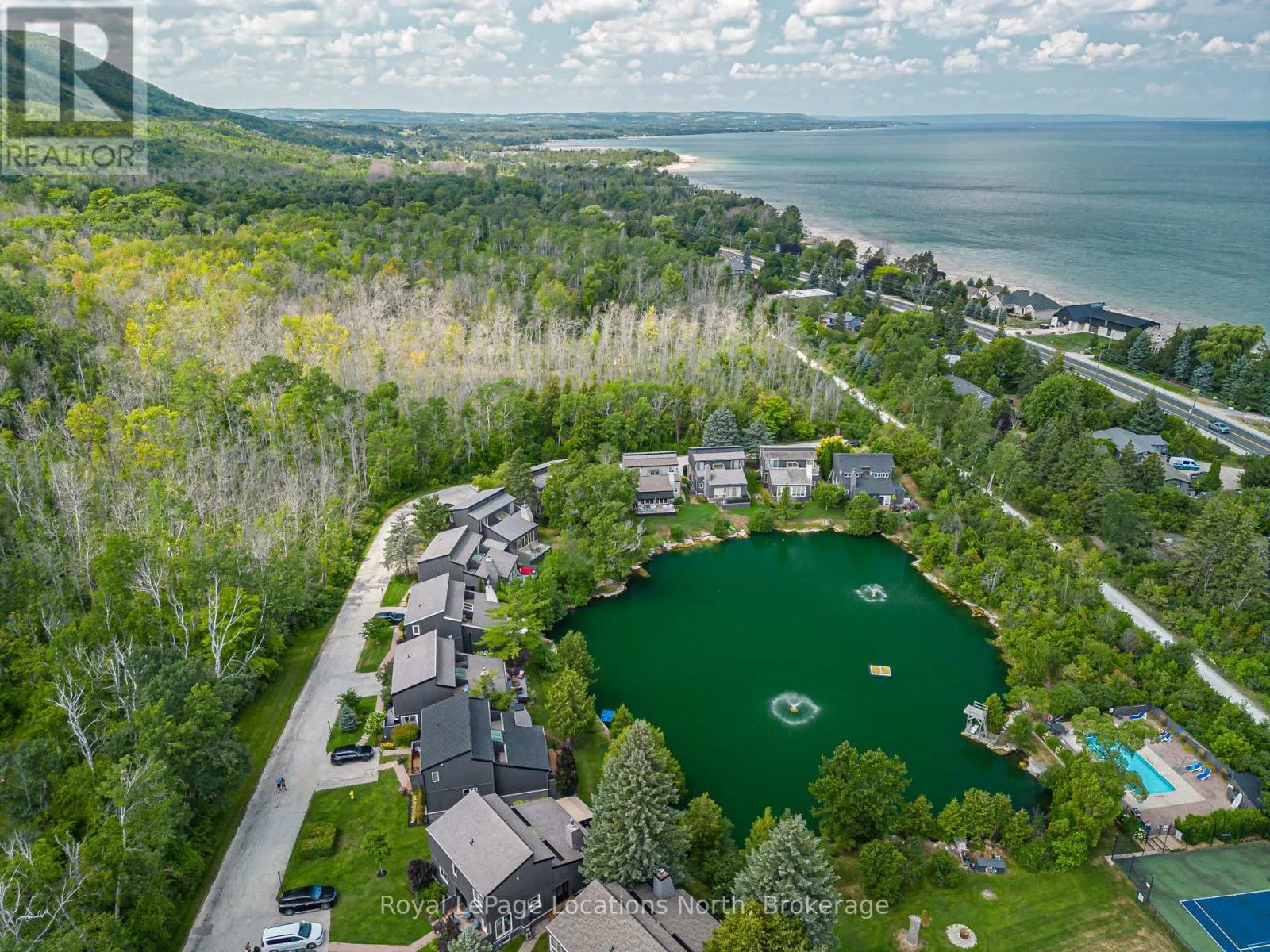 10 - 116 HIDDEN LAKE ROAD, #10