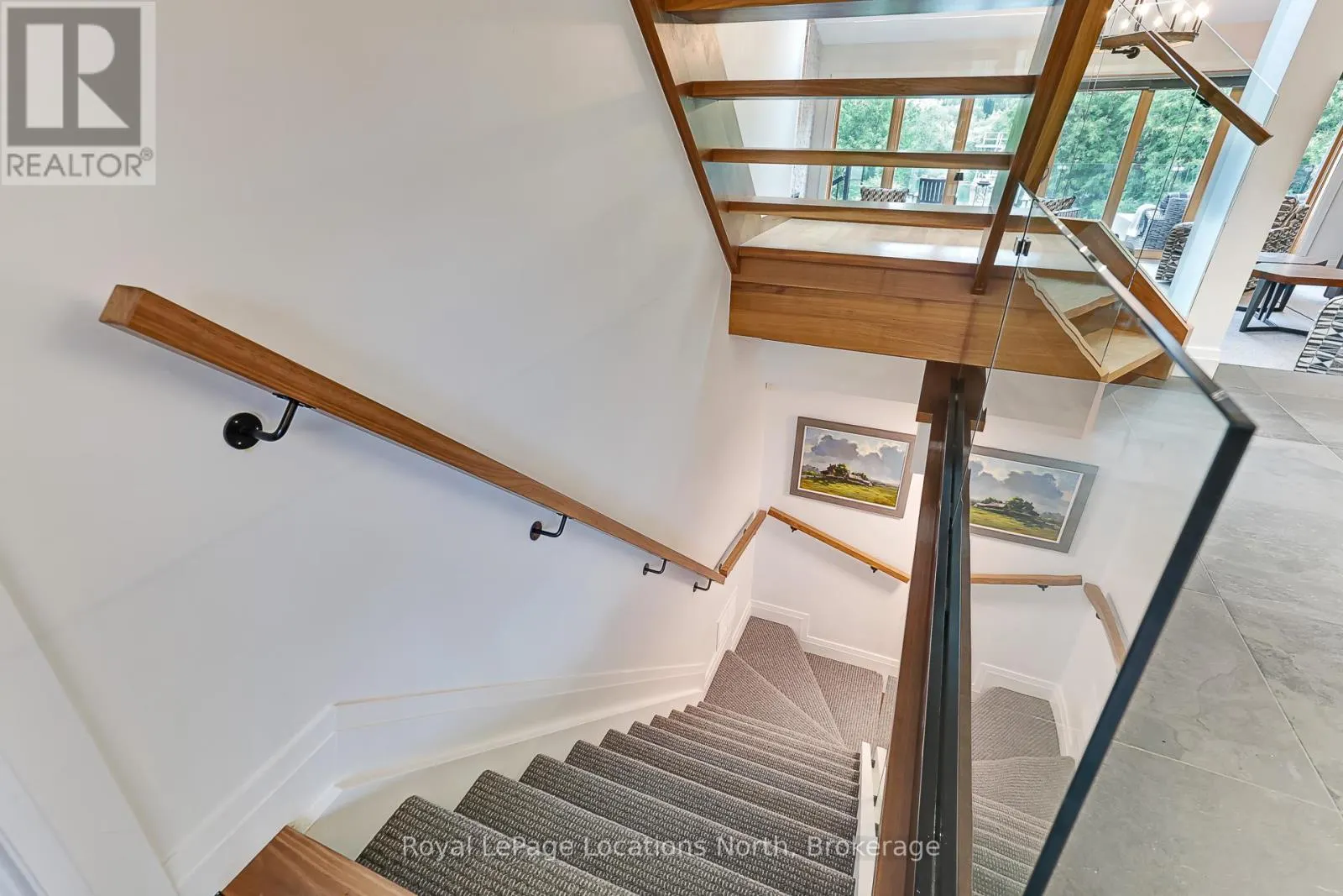 10 - 116 HIDDEN LAKE ROAD, #10