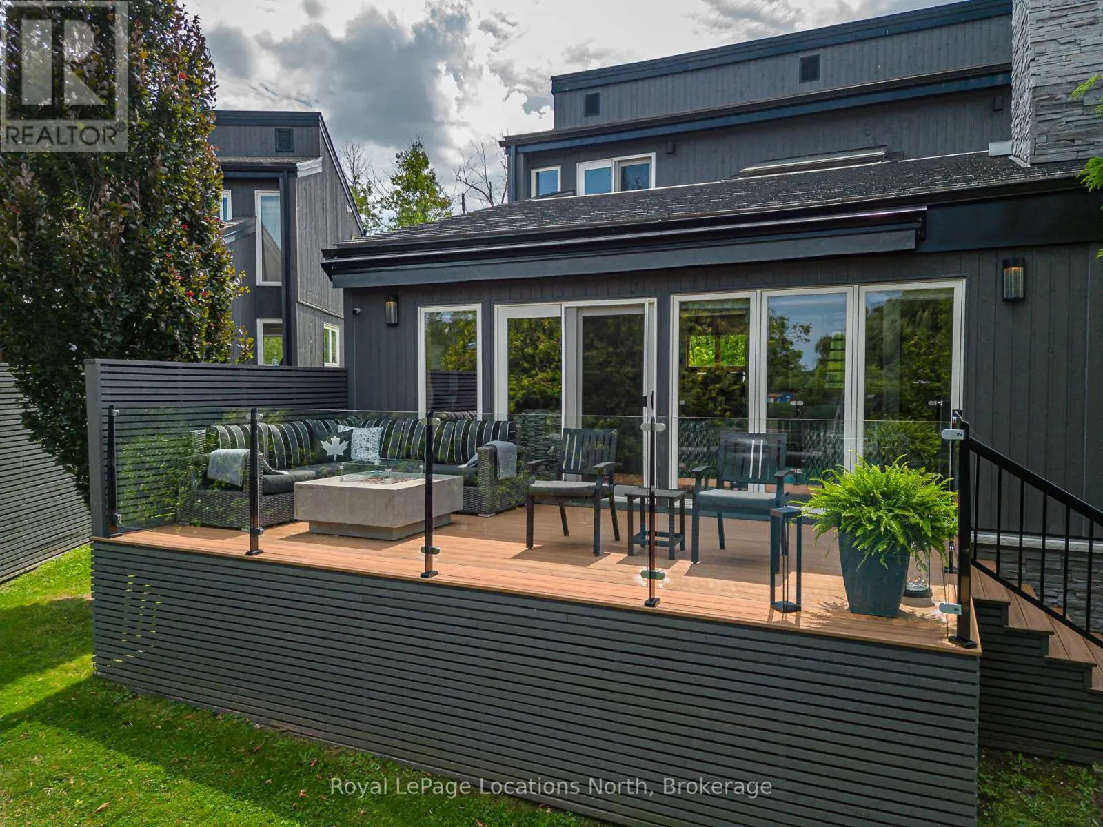 10 - 116 HIDDEN LAKE ROAD, #10