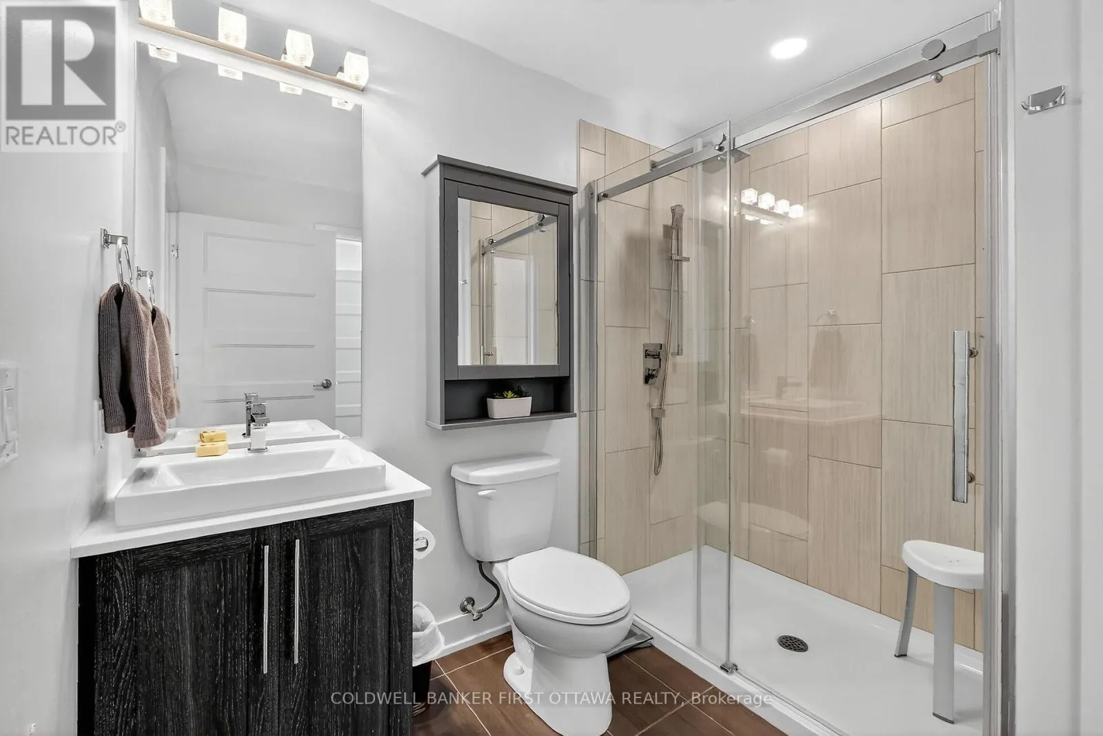 602 - 200 INLET PRIVATE