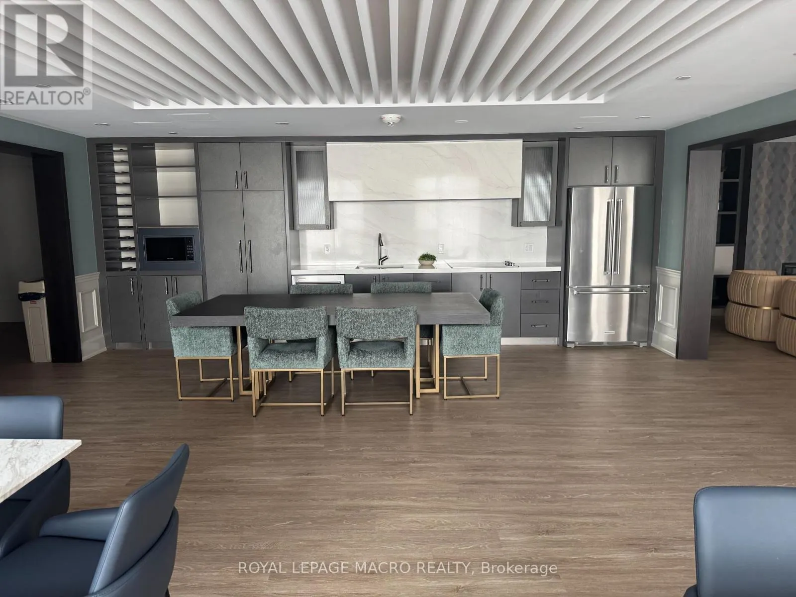 525 - 10 MALLARD TRAIL