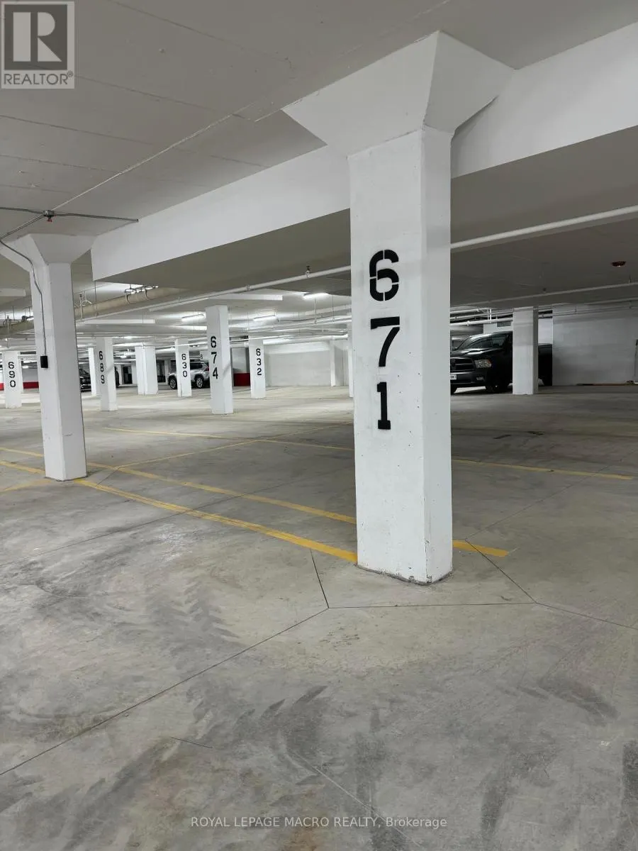 525 - 10 MALLARD TRAIL