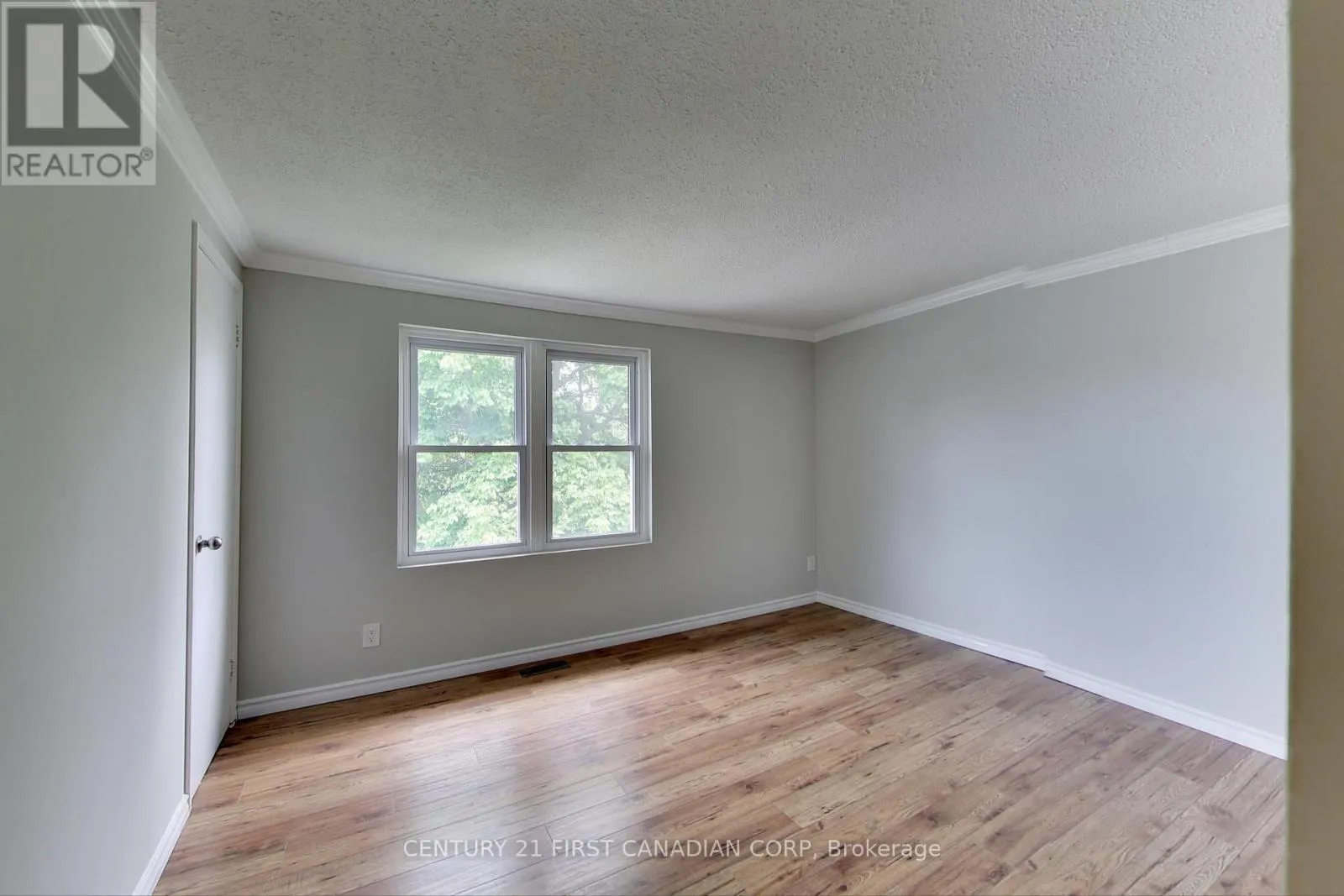 355 SOMERSET CRESCENT