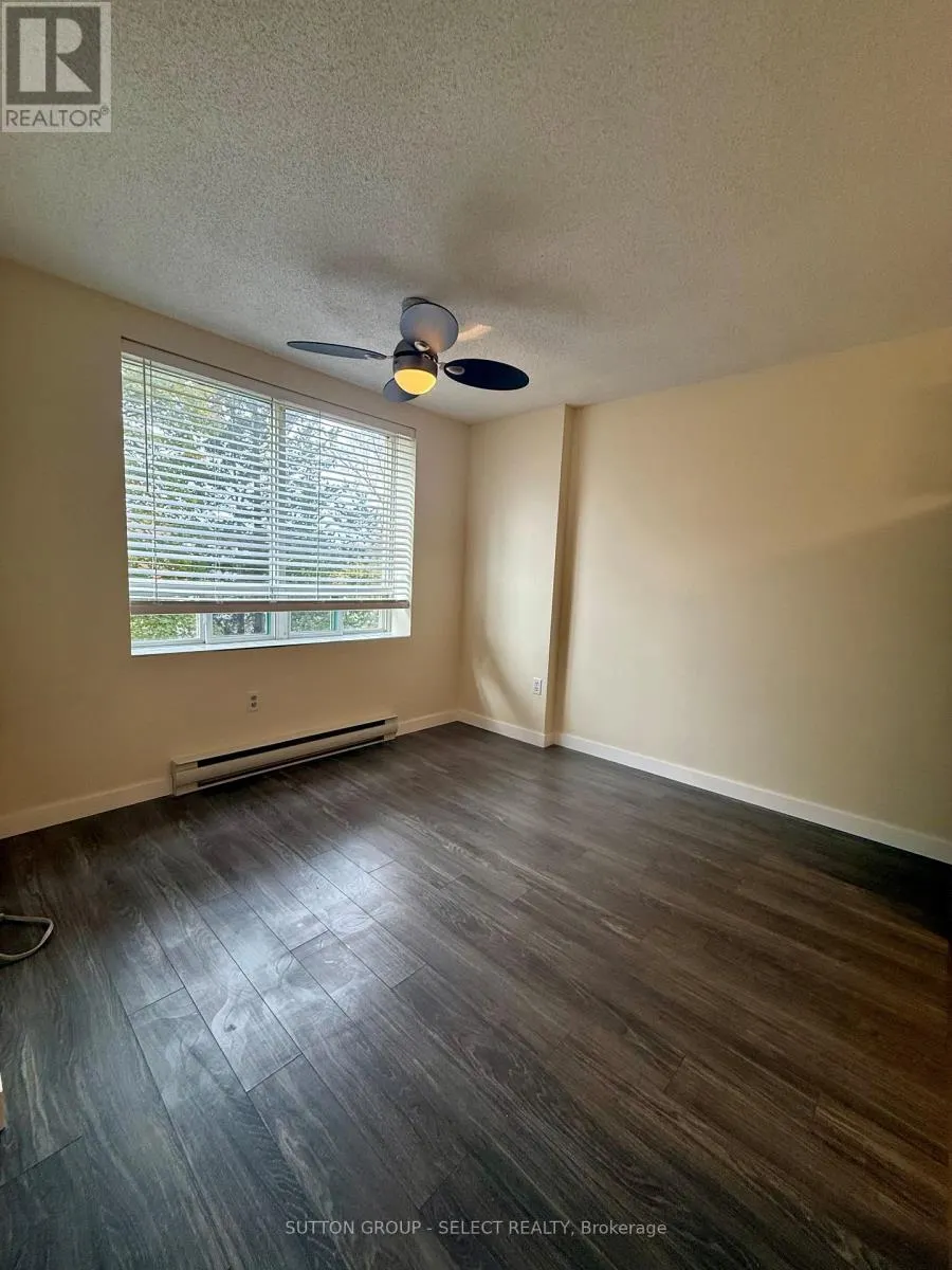 303 - 76 BASE LINE ROAD W, #303