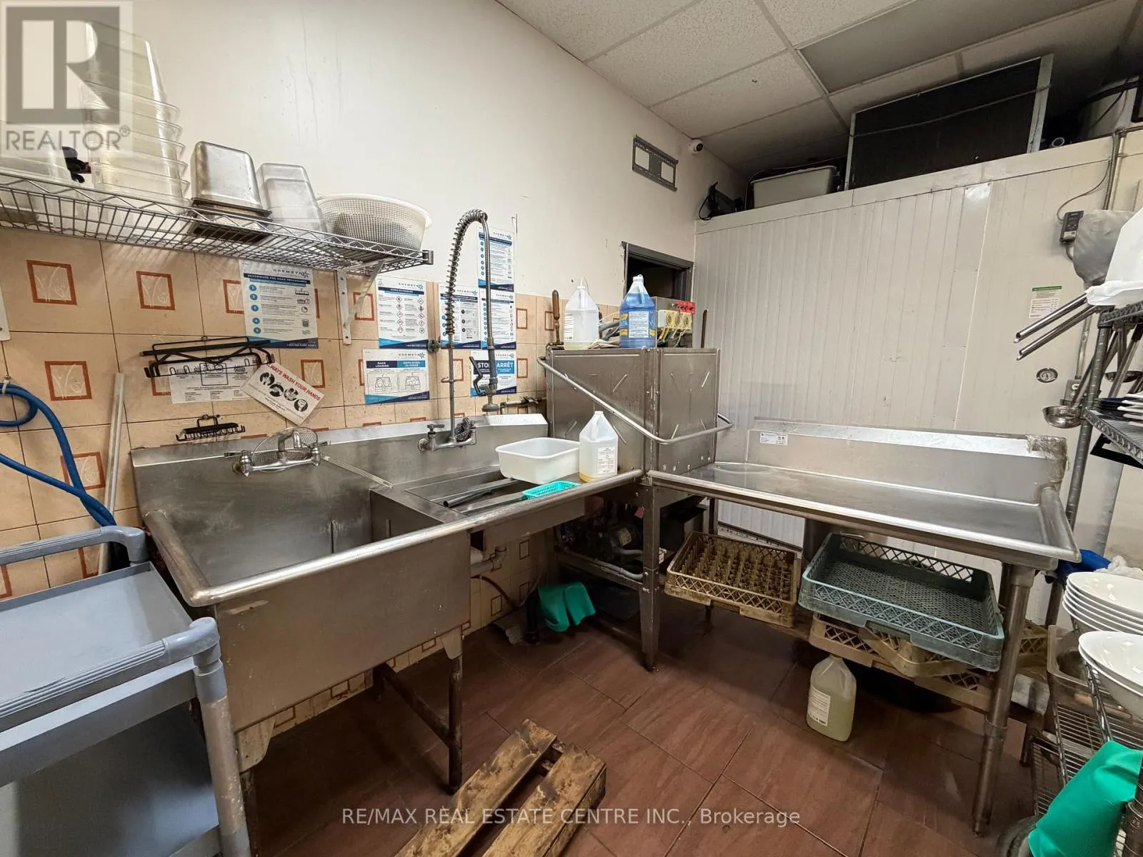 103A - 265 KING GEORGE ROAD