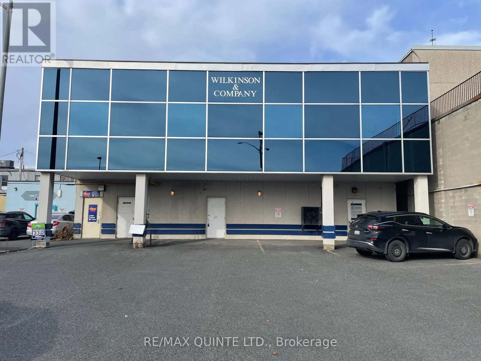 UNIT 1 - 69-71 DUNDAS STREET W, #Unit 1