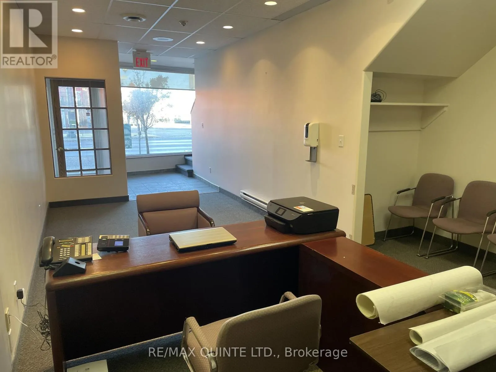 UNIT 1 - 69-71 DUNDAS STREET W, #Unit 1