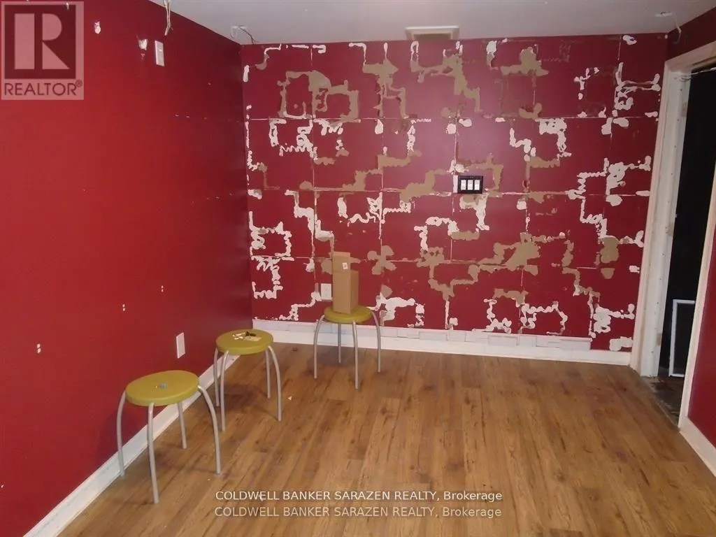 908-912 ST. LAURENT BOULEVARD N