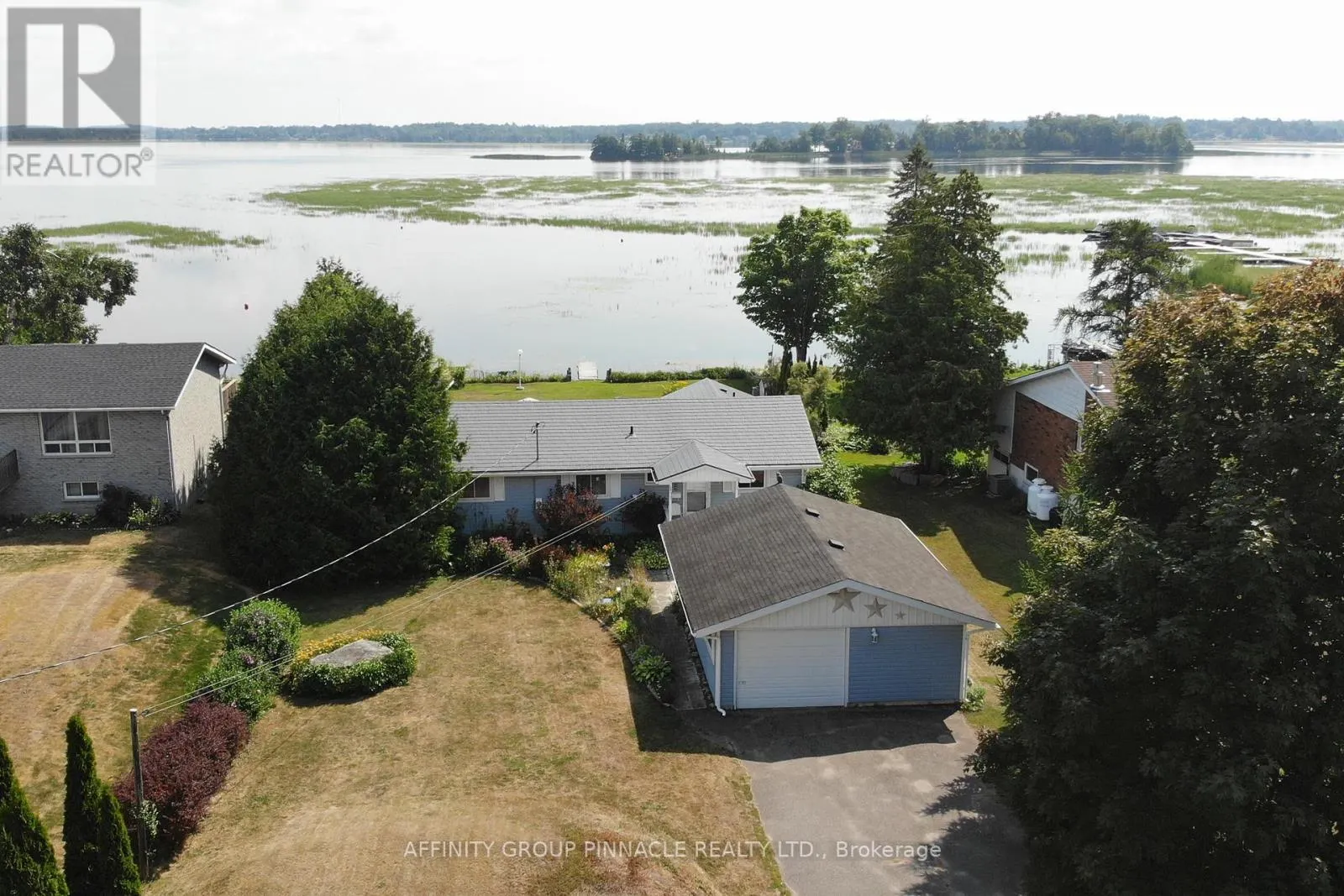 11 LAKEVIEW CRESCENT