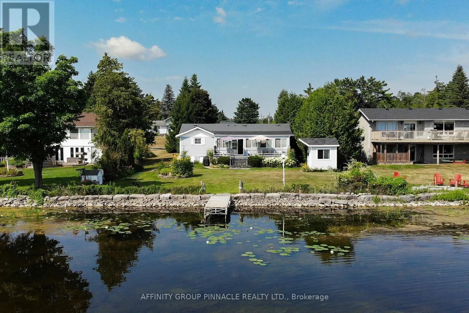 11 LAKEVIEW CRESCENT