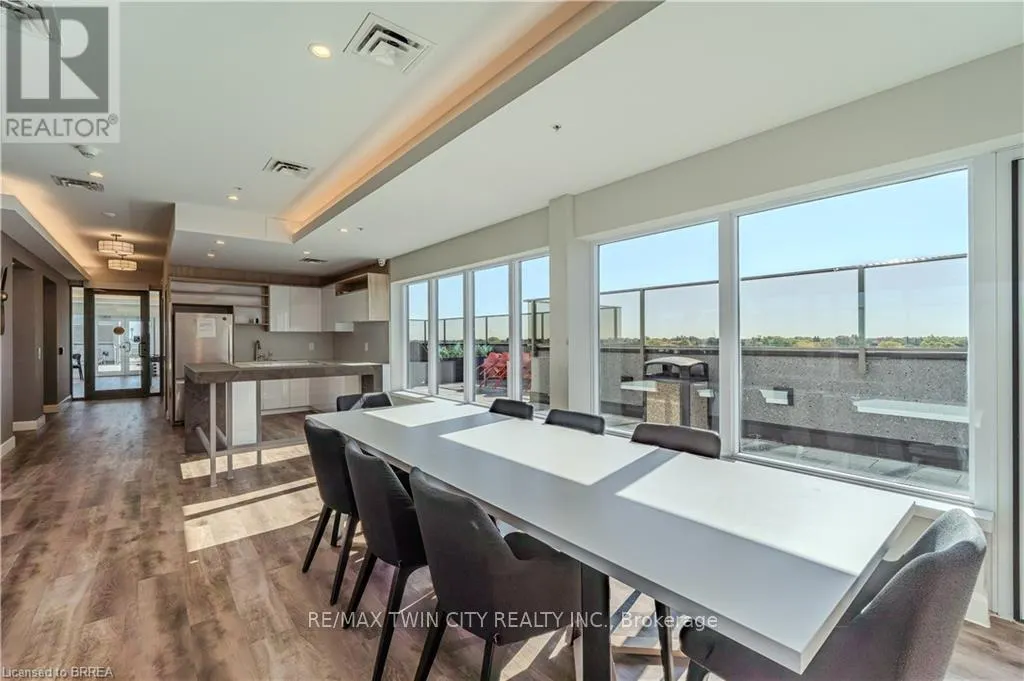 404 - 34 NORMAN STREET