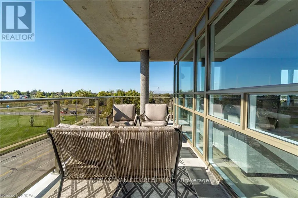 404 - 34 NORMAN STREET