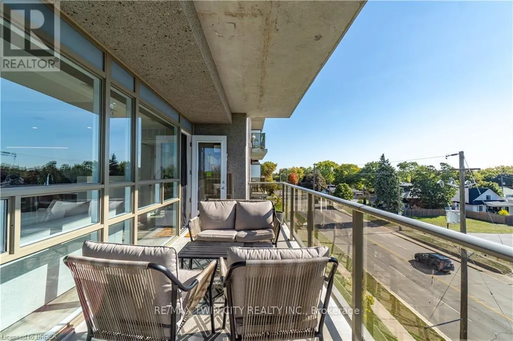 404 - 34 NORMAN STREET