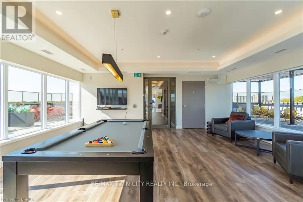 404 - 34 NORMAN STREET