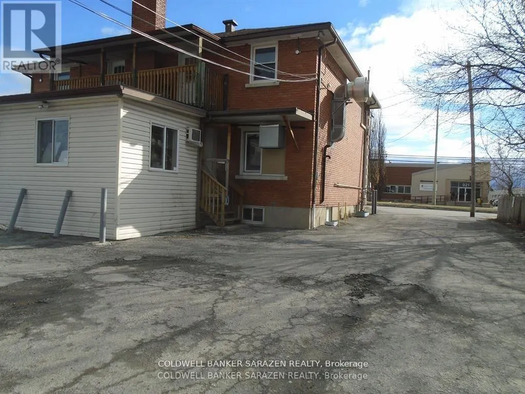 908-912 ST. LAURENT BOULEVARD N