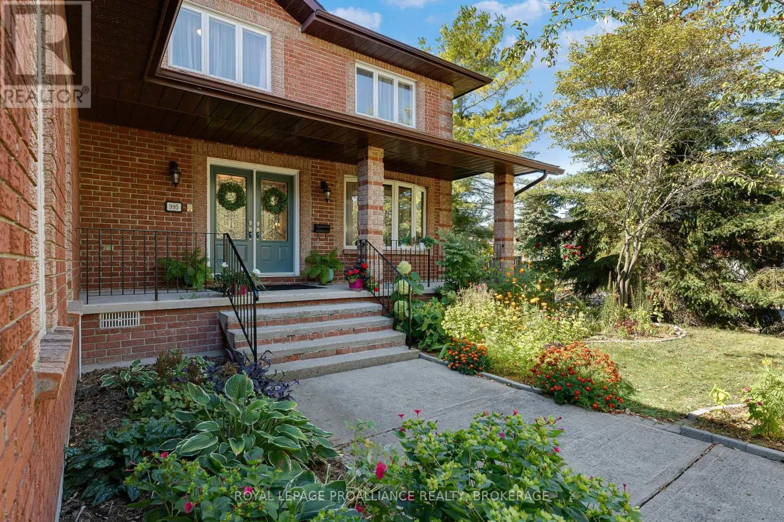 995 AUDEN PARK DRIVE