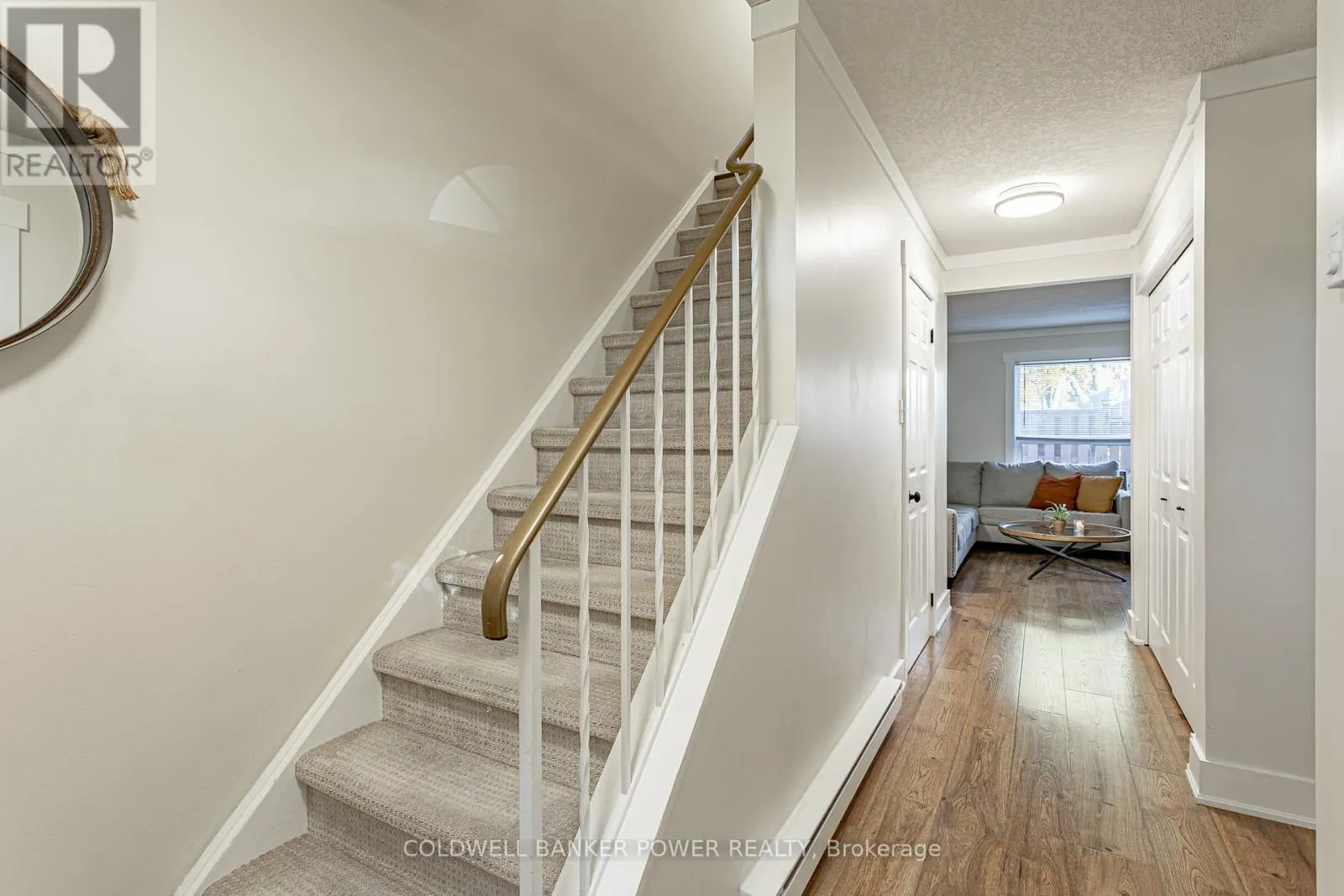 154 - 166 SOUTHDALE ROAD W, #154