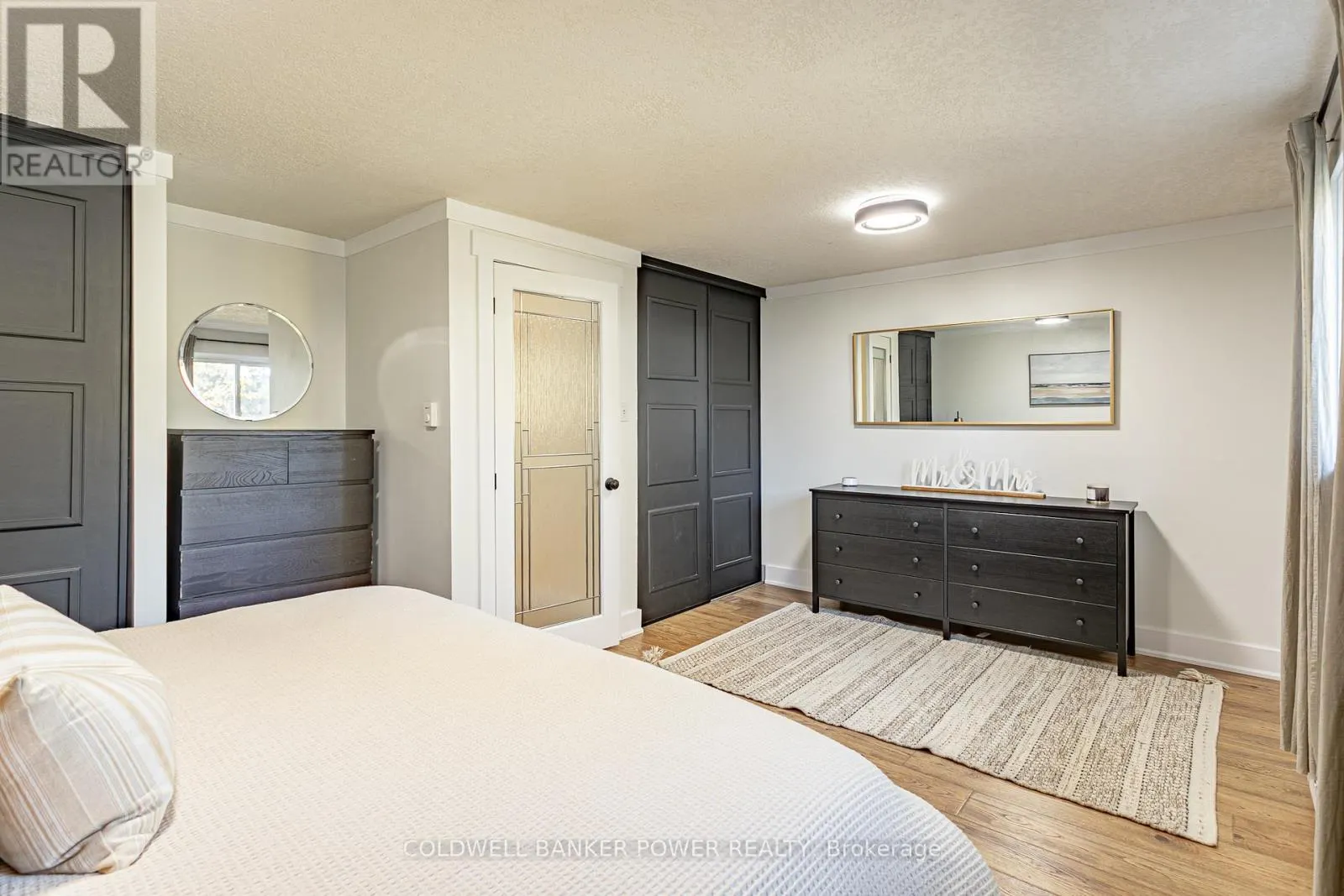 154 - 166 SOUTHDALE ROAD W, #154