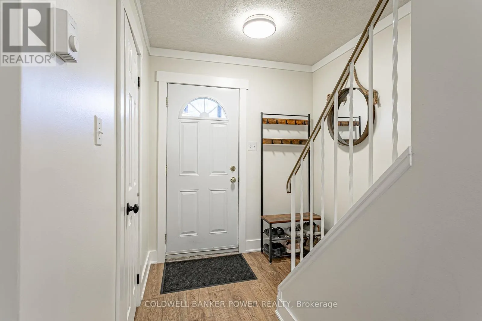 154 - 166 SOUTHDALE ROAD W, #154