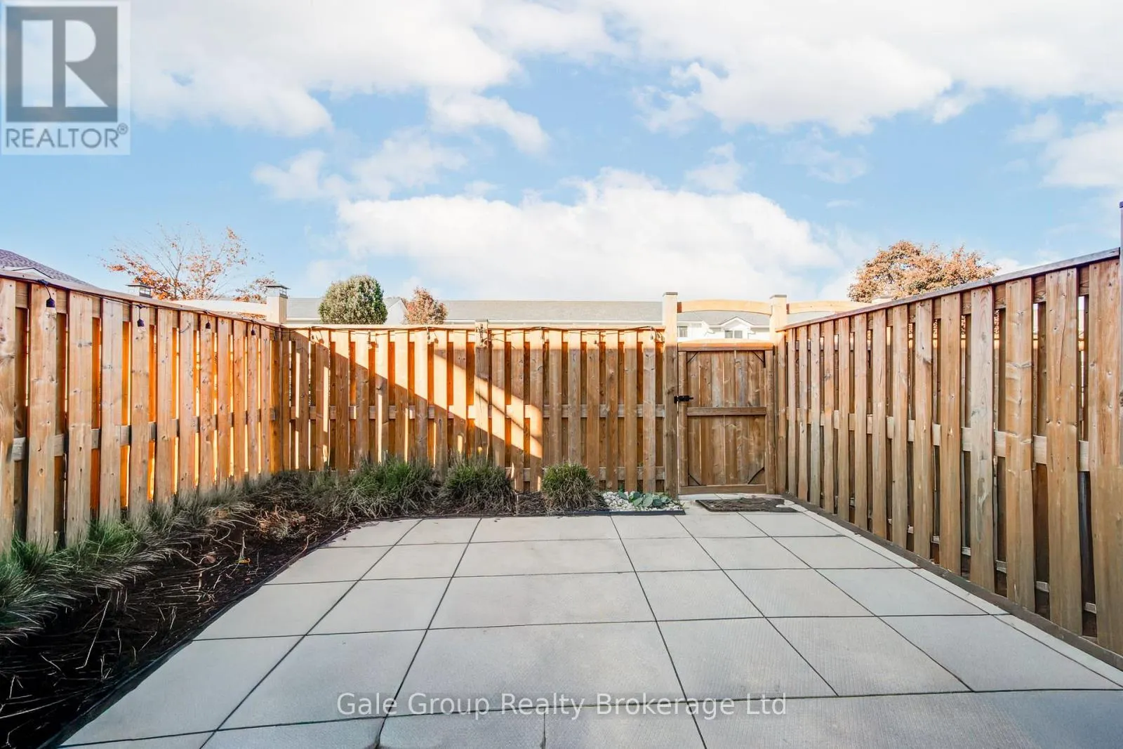 2 - 1193 NELLIS STREET, #2