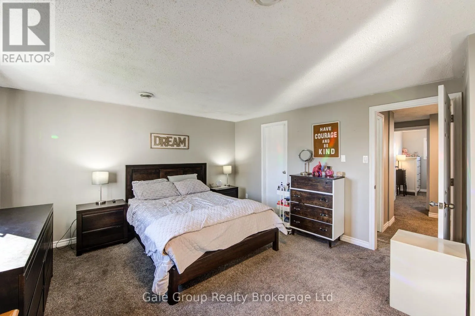 2 - 1193 NELLIS STREET, #2