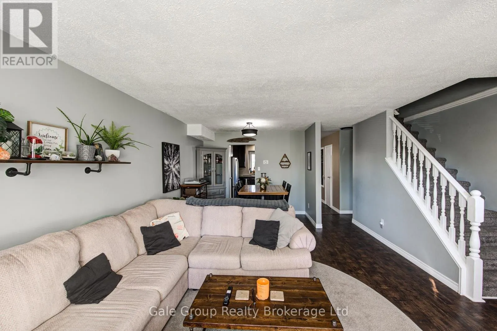 2 - 1193 NELLIS STREET, #2